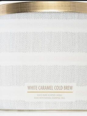 Rare Bath & Body Works White Barn White Caramel Cold Brew Candle